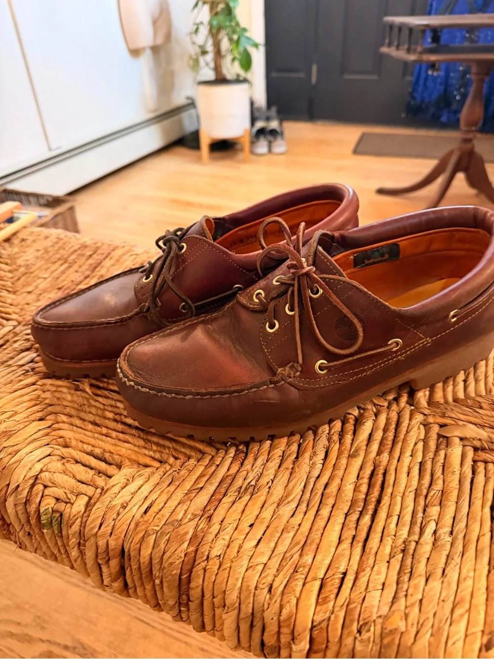 Timberland Men's Authentic 3-eye Lug Brown Leather Boat Shoes - Classic Lace-Up